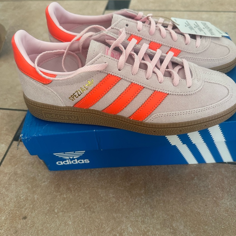 Adidas NWT Handball Spezial sz8